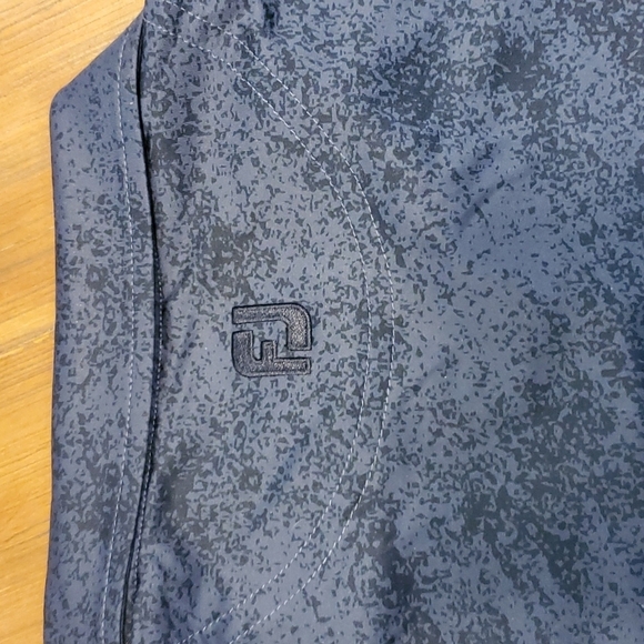 Foot Joy womens Golf shirt. Size small. - Picture 6 of 7